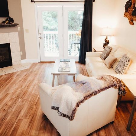 Condo With Pool Near Dollywood Pigeon Forge Buitenkant foto